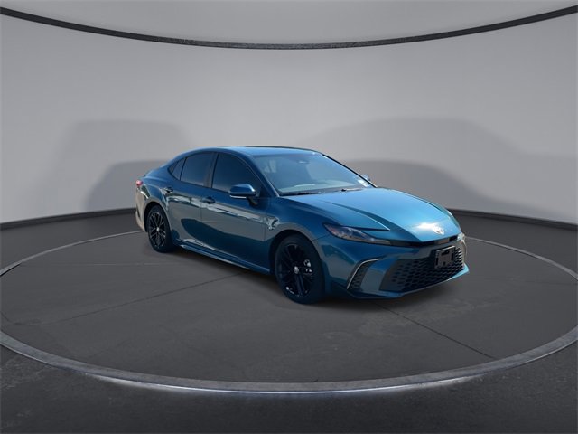 2025 Toyota Camry SE photo 2