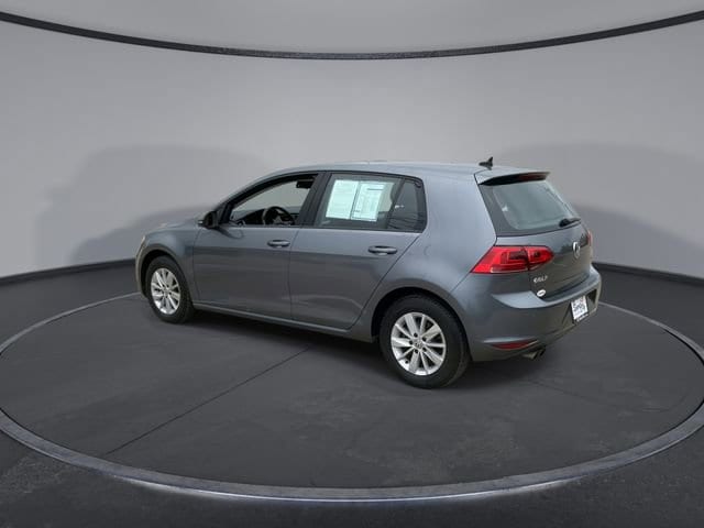 Thumbnail: 2016 Volkswagen Golf - 6