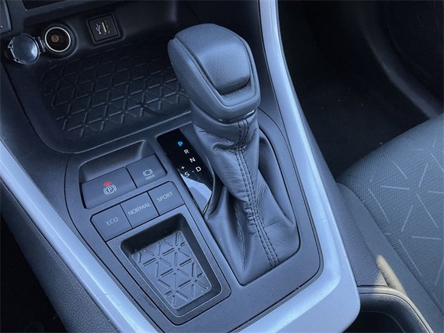 Thumbnail: 2024 Toyota RAV4 - 24