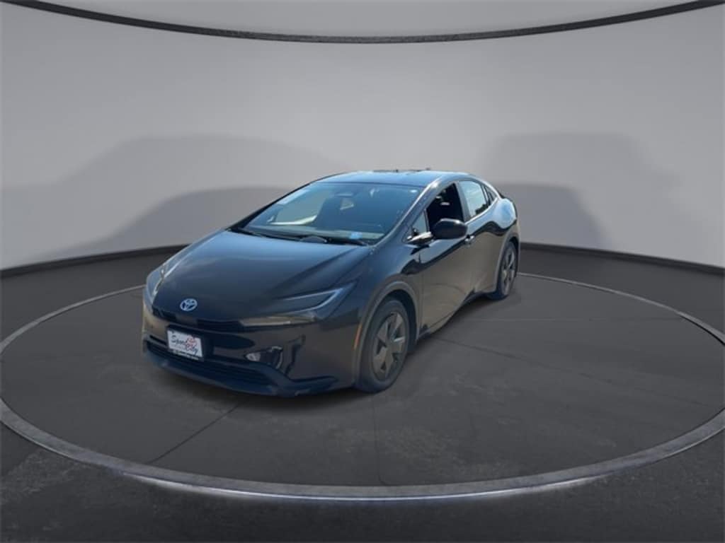 New 2026 Toyota Prius LE Hatchback