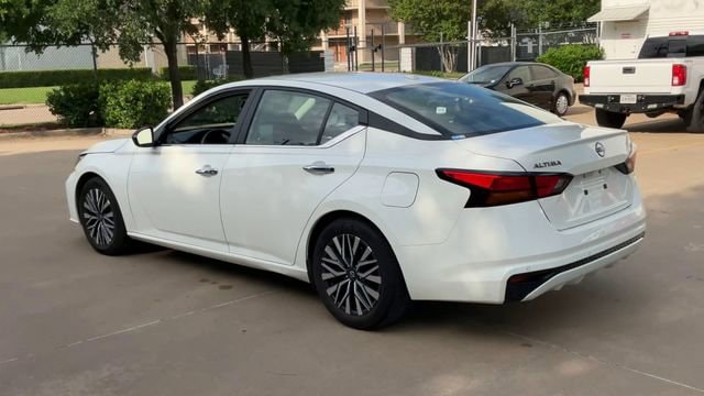 Thumbnail: 2025 Nissan Altima - 6