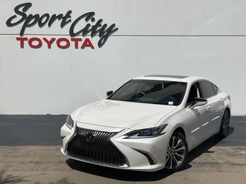 Used 2020 Lexus ES 350 Sedan