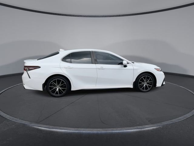 Thumbnail: 2023 Toyota Camry - 9