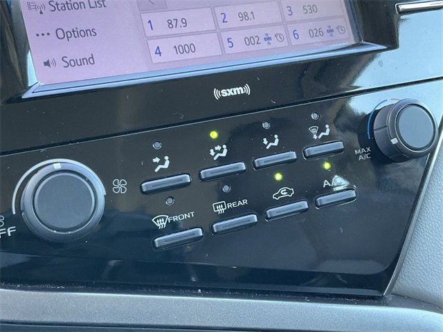 Thumbnail: 2020 Toyota Camry - 22