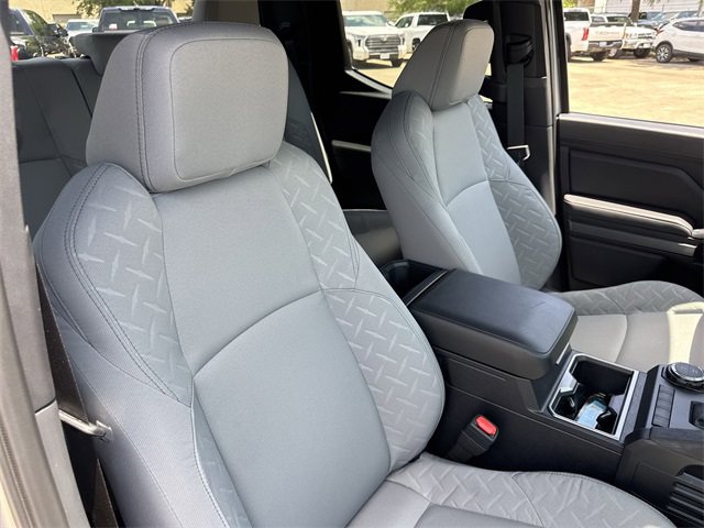 Thumbnail: 2025 Toyota Tacoma - 18