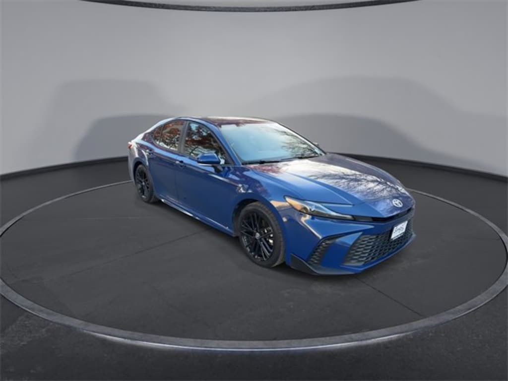 Used 2025 Toyota Camry SE Sedan