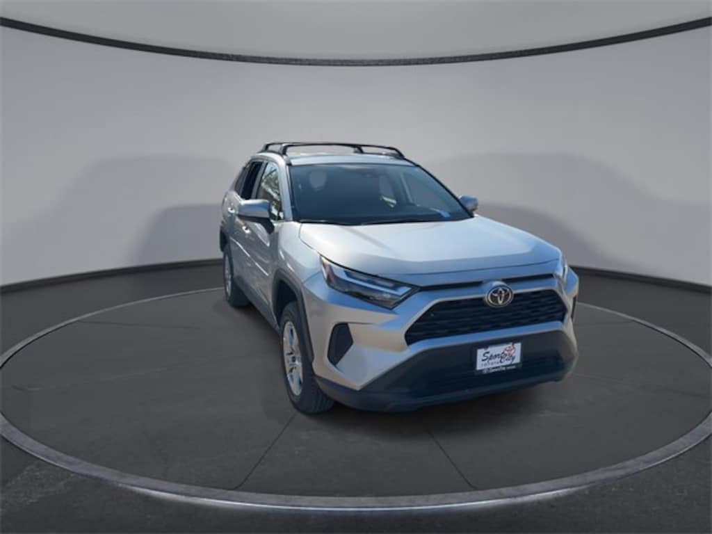 New 2025 Toyota RAV4 XLE SUV