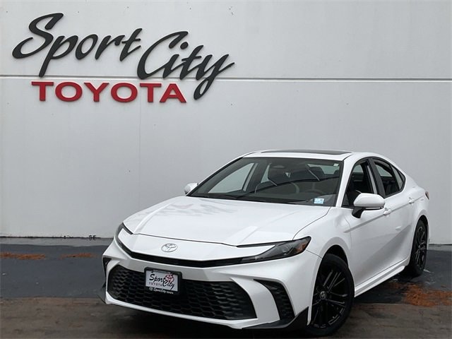 Thumbnail: 2025 Toyota Camry - 1