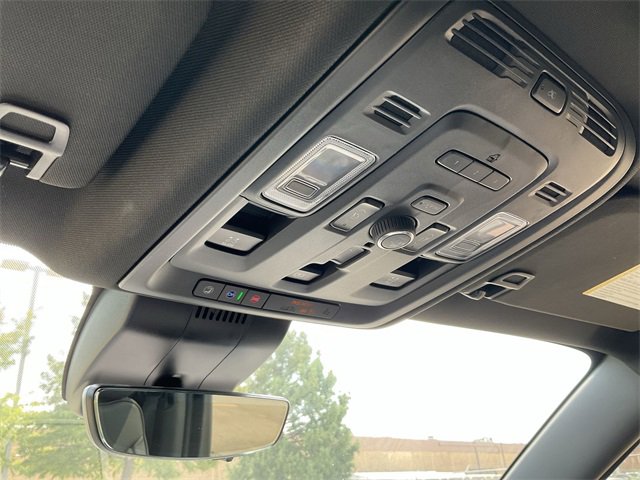 Thumbnail: 2024 GMC Yukon XL - 26