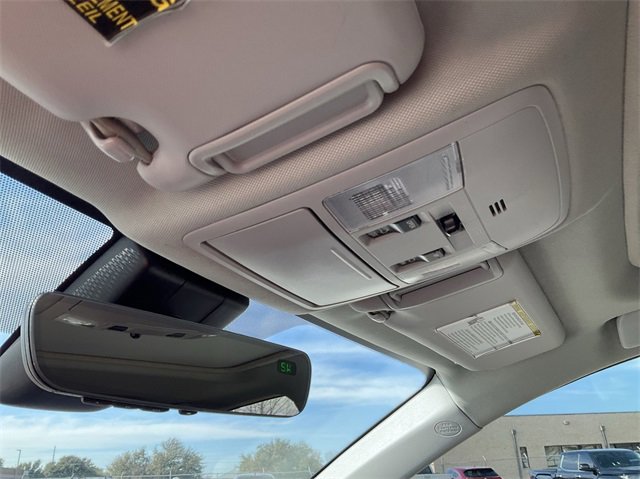 Thumbnail: 2016 Toyota RAV4 - 26