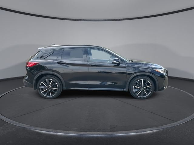 Thumbnail: 2023 INFINITI QX50 - 9