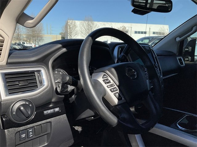 Thumbnail: 2021 Nissan Titan - 10