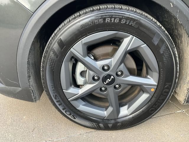 Thumbnail: 2025 Kia K4 - 12