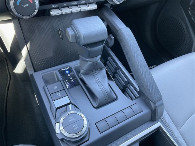 Thumbnail: 2025 Toyota Tacoma - 25