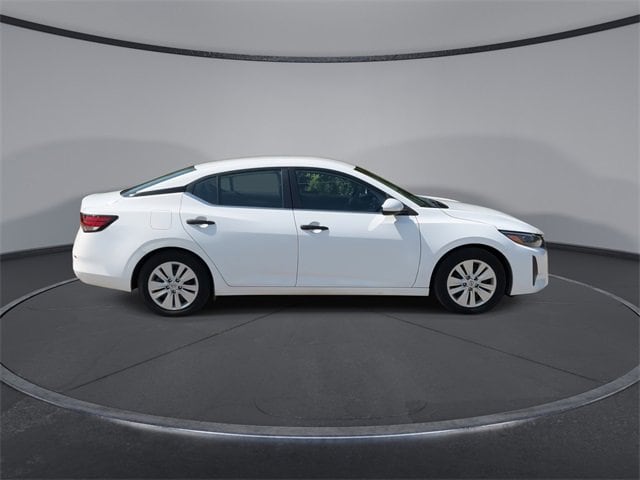 Thumbnail: 2024 Nissan Sentra - 9