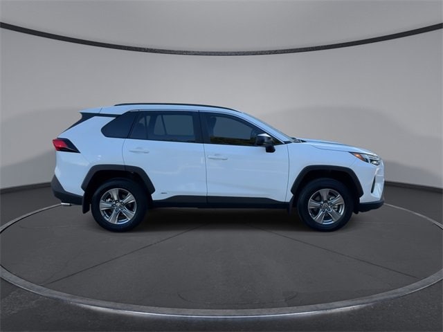 Thumbnail: 2025 Toyota RAV4 - 9