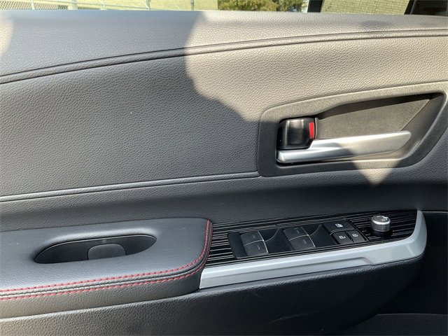 Thumbnail: 2025 Toyota Sienna - 14