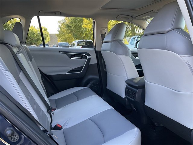 Thumbnail: 2025 Toyota RAV4 - 17