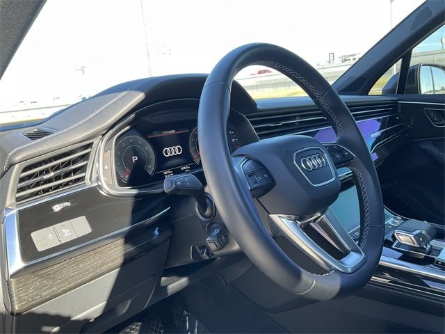 Thumbnail: 2025 Audi Q7 - 10