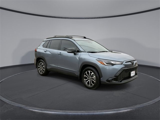 Thumbnail: 2025 Toyota Corolla Cross - 2