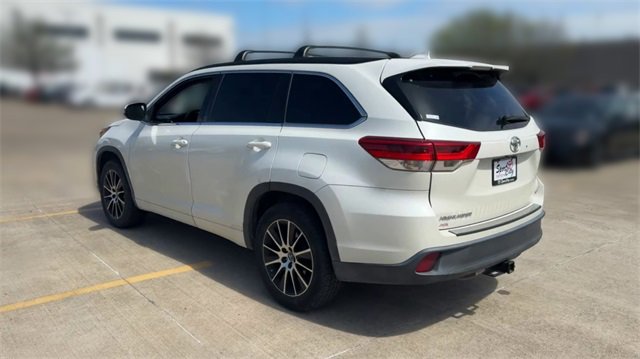 Thumbnail: 2018 Toyota Highlander - 6