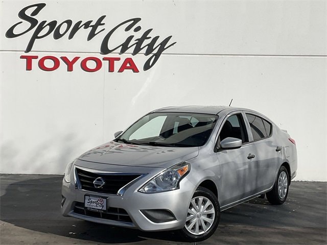 2018 Nissan Versa S -
                  Dallas, TX