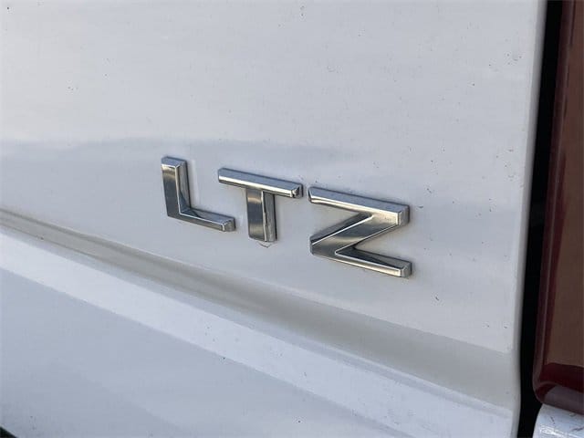 Thumbnail: 2019 Chevrolet Silverado 1500 - 11