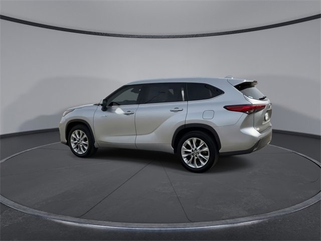 Thumbnail: 2021 Toyota Highlander - 6
