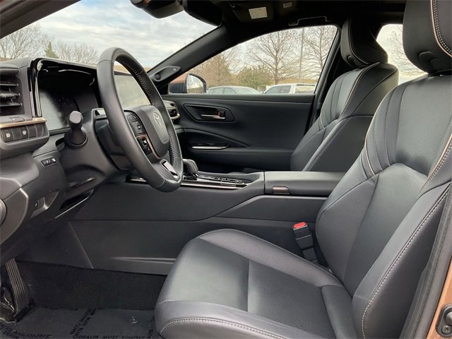 Thumbnail: 2025 Toyota Crown - 13