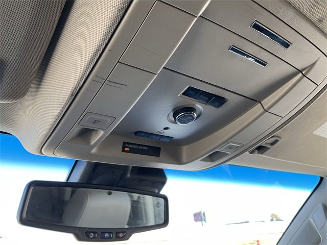 Thumbnail: 2019 Chevrolet Tahoe - 24