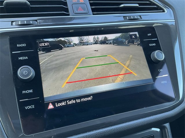 Thumbnail: 2024 Volkswagen Tiguan - 14