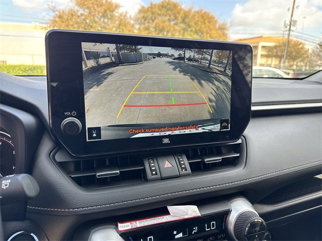 Thumbnail: 2025 Toyota RAV4 - 22