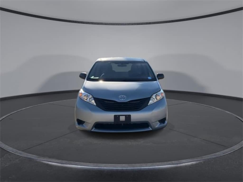 Used 2015 Toyota Sienna L Van