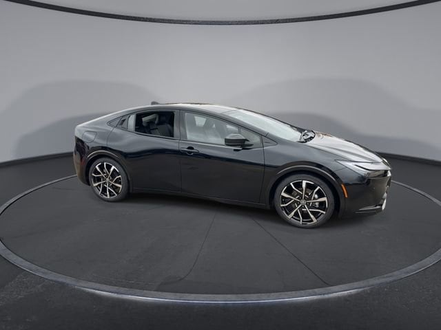 Thumbnail: 2026 Toyota Prius - 9