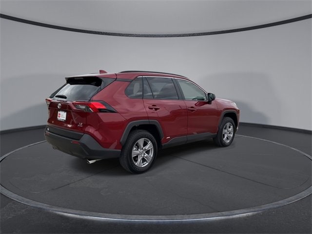 Thumbnail: 2025 Toyota RAV4 - 8