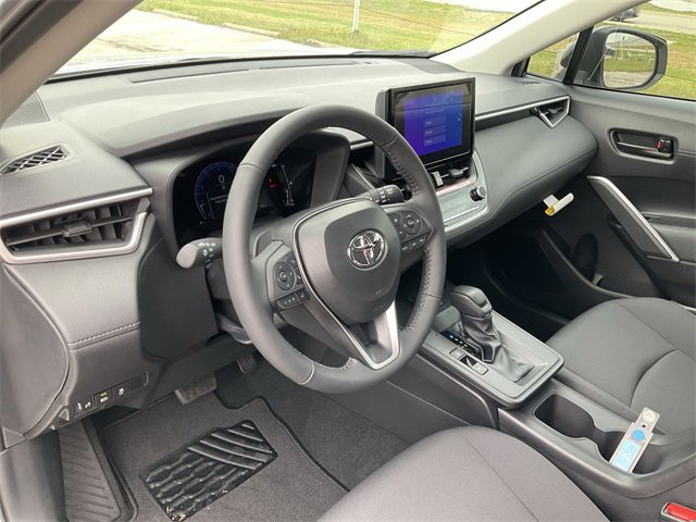 Thumbnail: 2026 Toyota Corolla Cross - 10