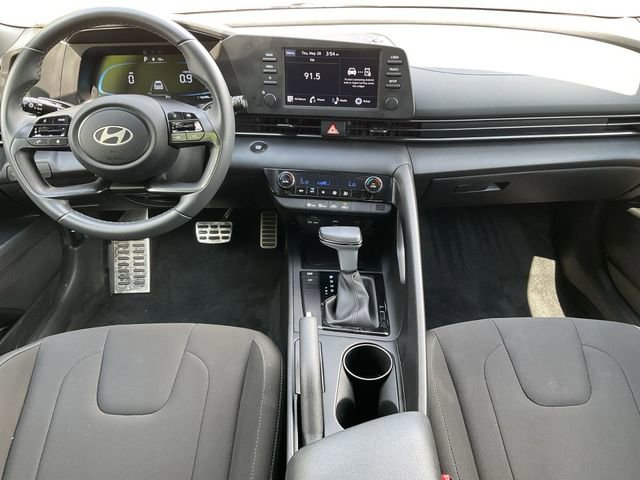 Thumbnail: 2025 Hyundai Elantra - 18