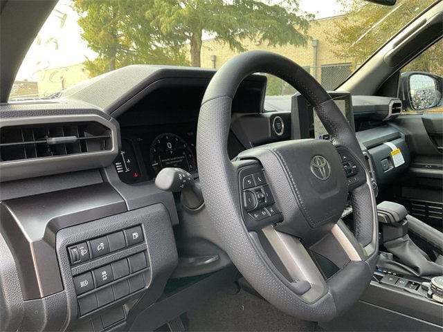 Thumbnail: 2025 Toyota 4Runner - 10