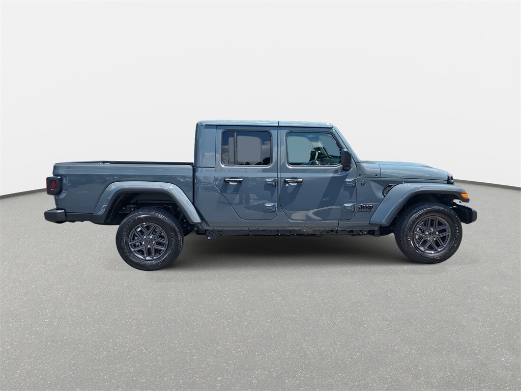 2025 Jeep Gladiator Sport S photo 4