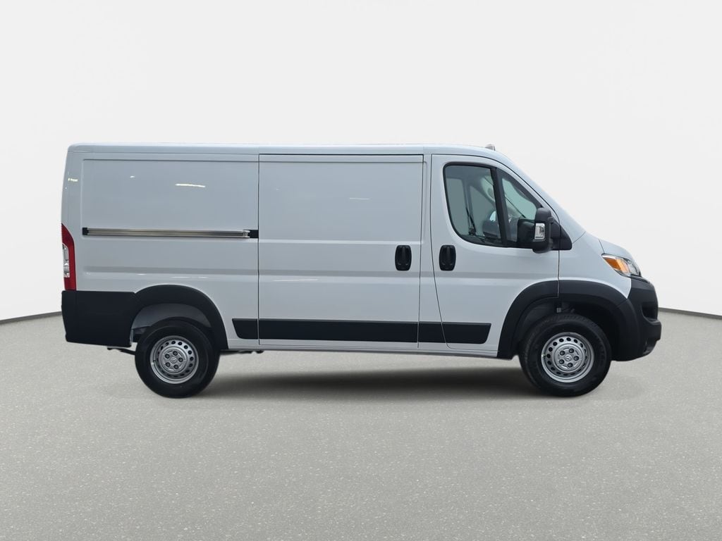 New 2026 Ram ProMaster PROMASTER 1500 TRADESMAN CARGO VAN LOW ROOF 136' W Cargo Van