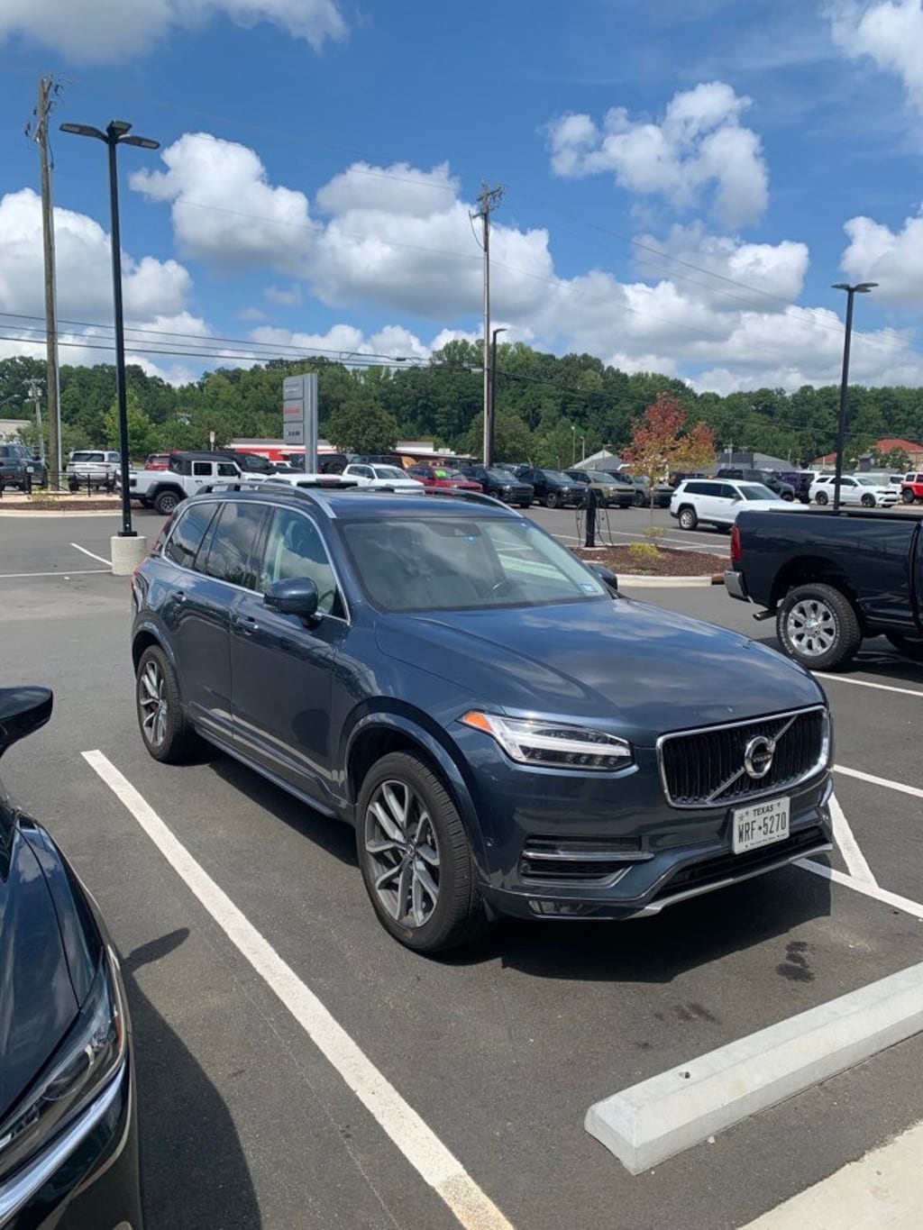 Used 2018 Volvo XC90 T6 AWD Momentum (7 Passenger) SUV