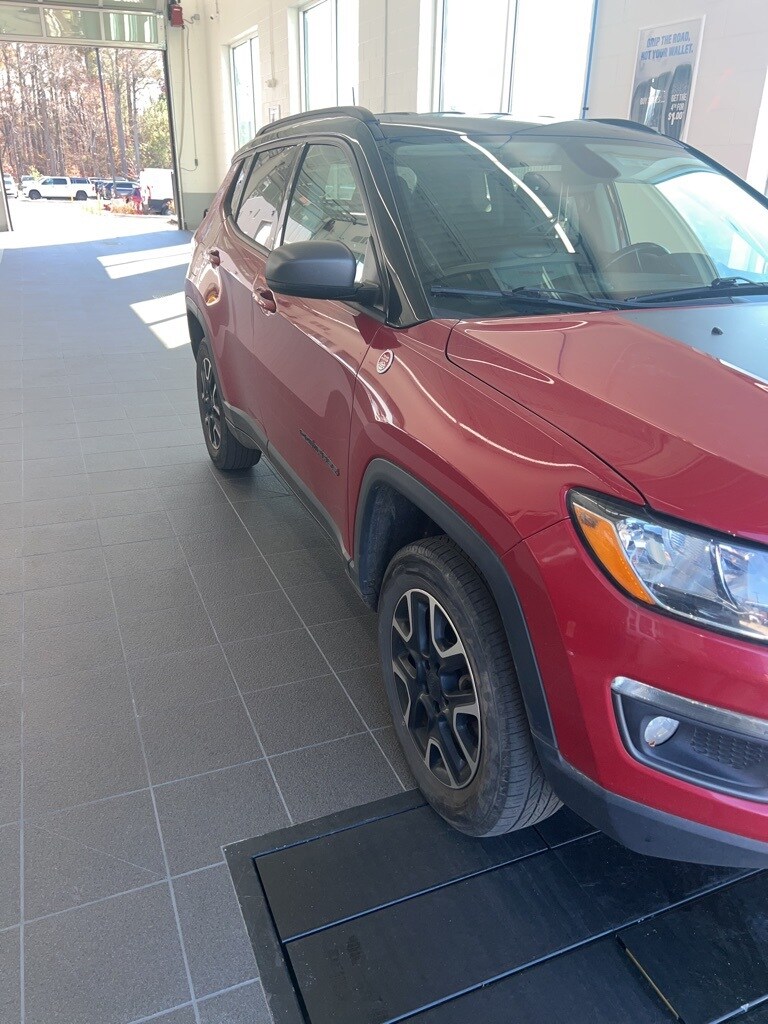 2019 Jeep Compass Trailhawk photo 2