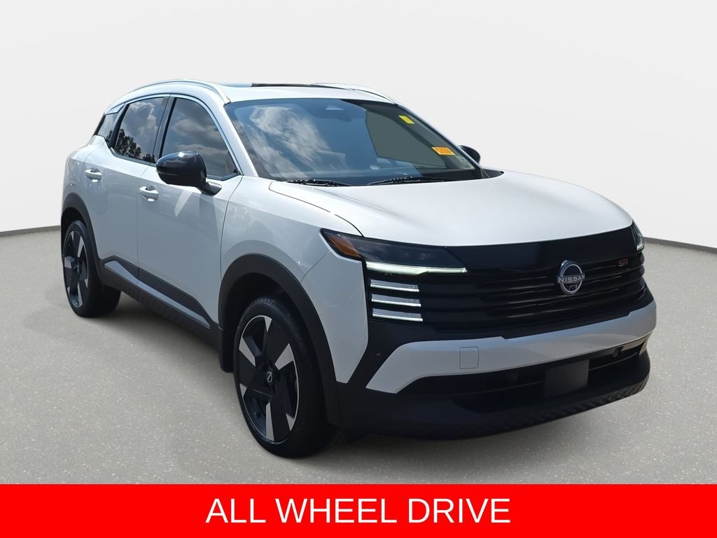 Used 2026 Nissan Kicks SR SUV