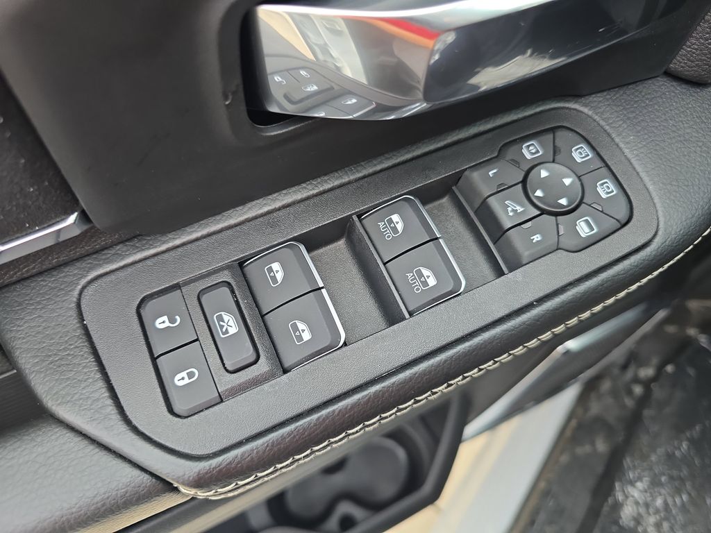 2025 RAM 2500 Laramie - Photo 28