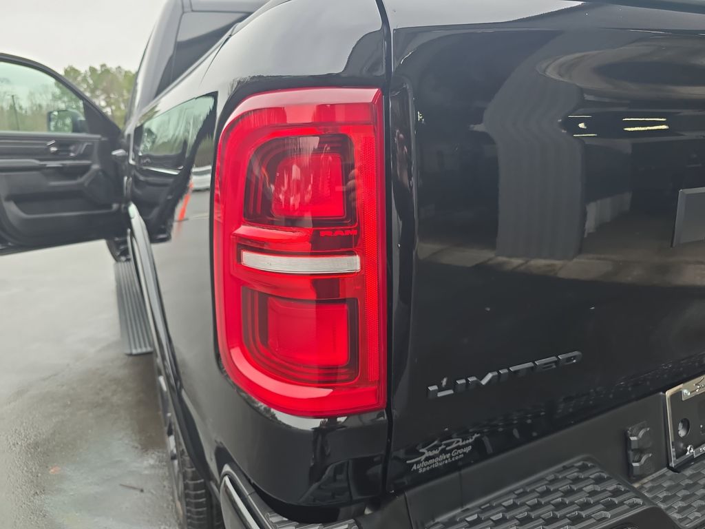 2026 RAM 1500 Limited - Photo 35