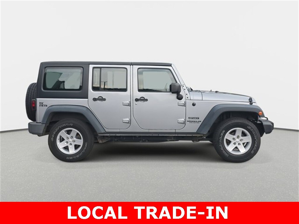 2015 Jeep Wrangler Unlimited Sport photo 4