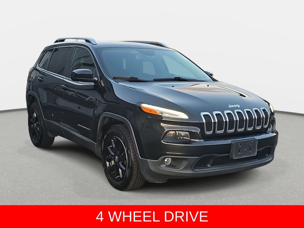 Used 2016 Jeep Cherokee Latitude 4x4 SUV