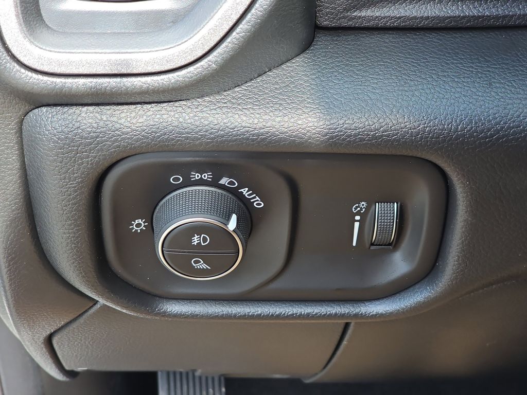 2026 RAM 2500 Tradesman - Photo 25
