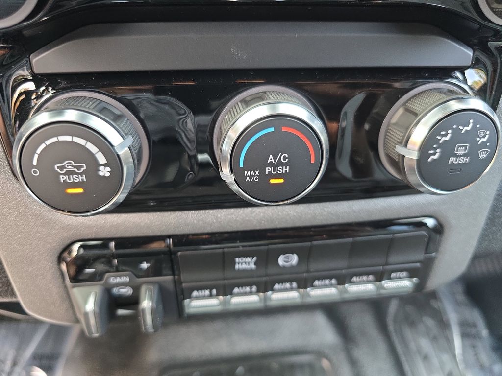 2026 RAM 3500 Chassis Tradesman - Photo 21