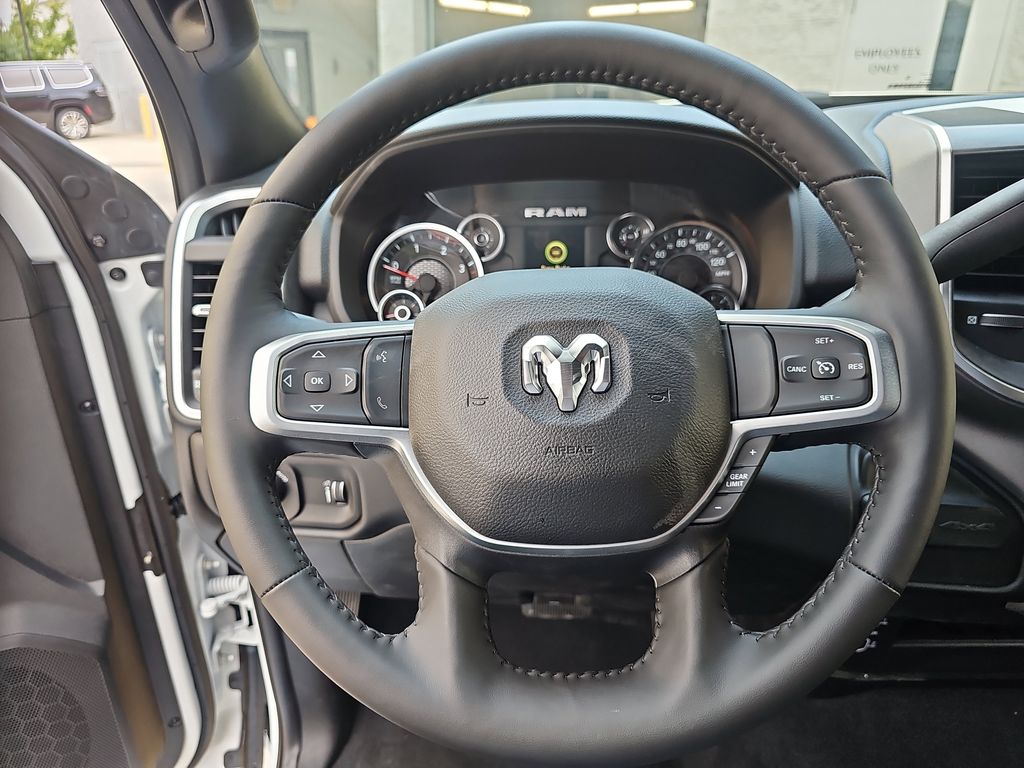 2024 RAM 2500 Big Horn - Photo 17